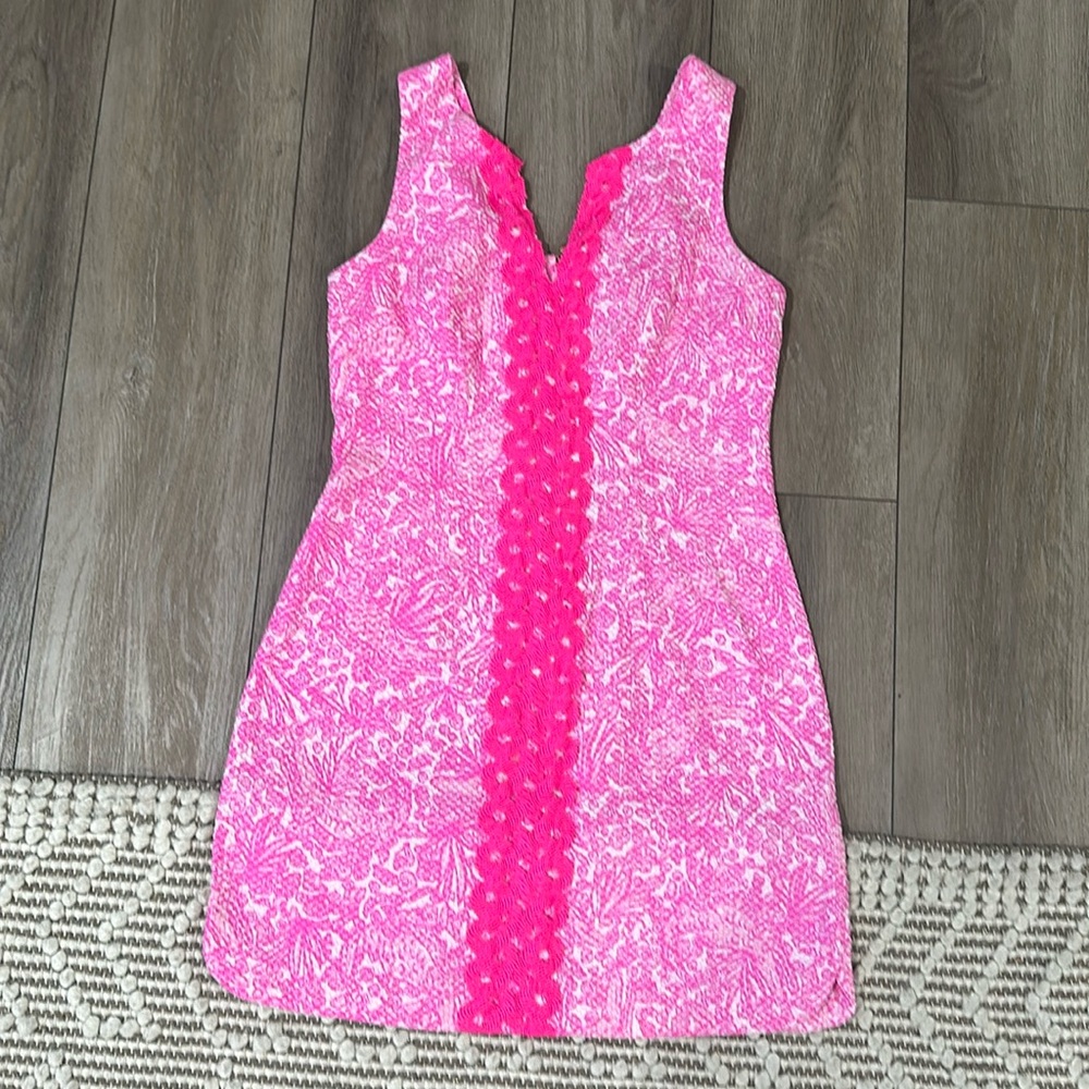 Lilly Pulitzer - Hot Pink Shift Dress - Womens Size 6 - Zip Back Closure